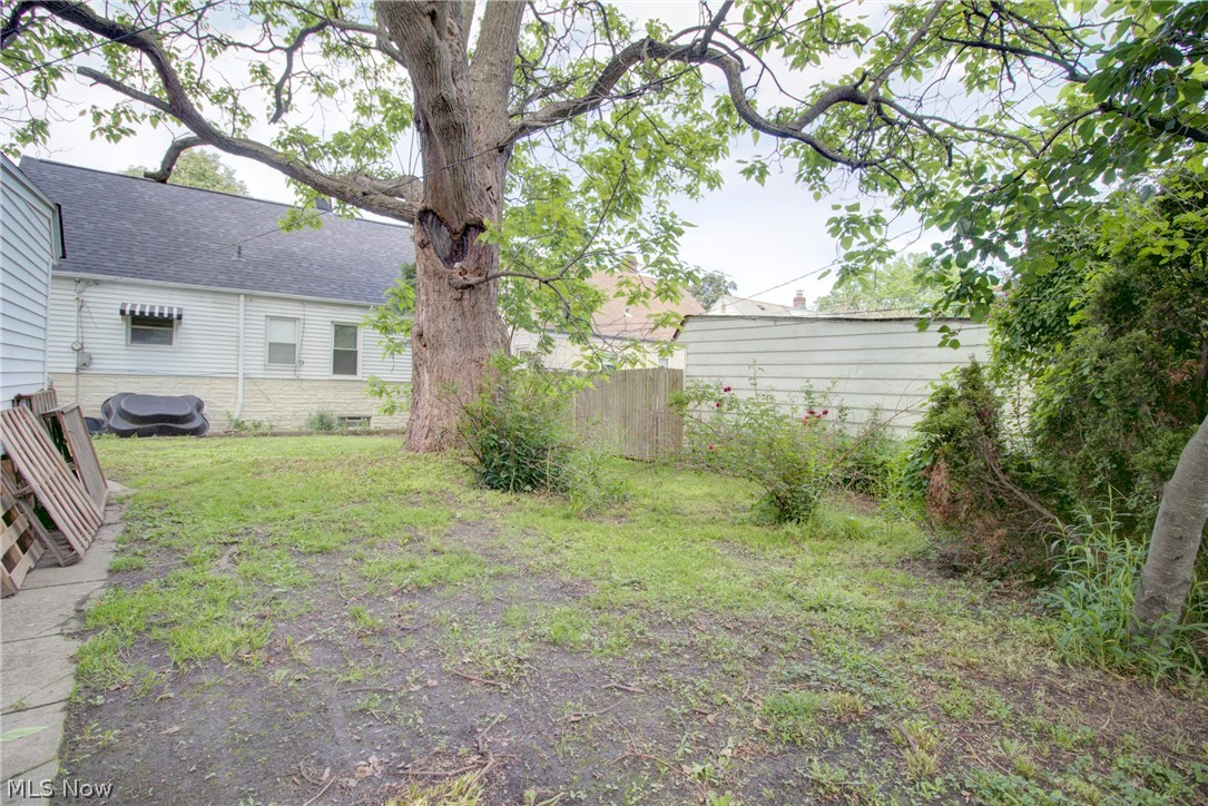 4387 W 56th Street Cleveland OH 44144