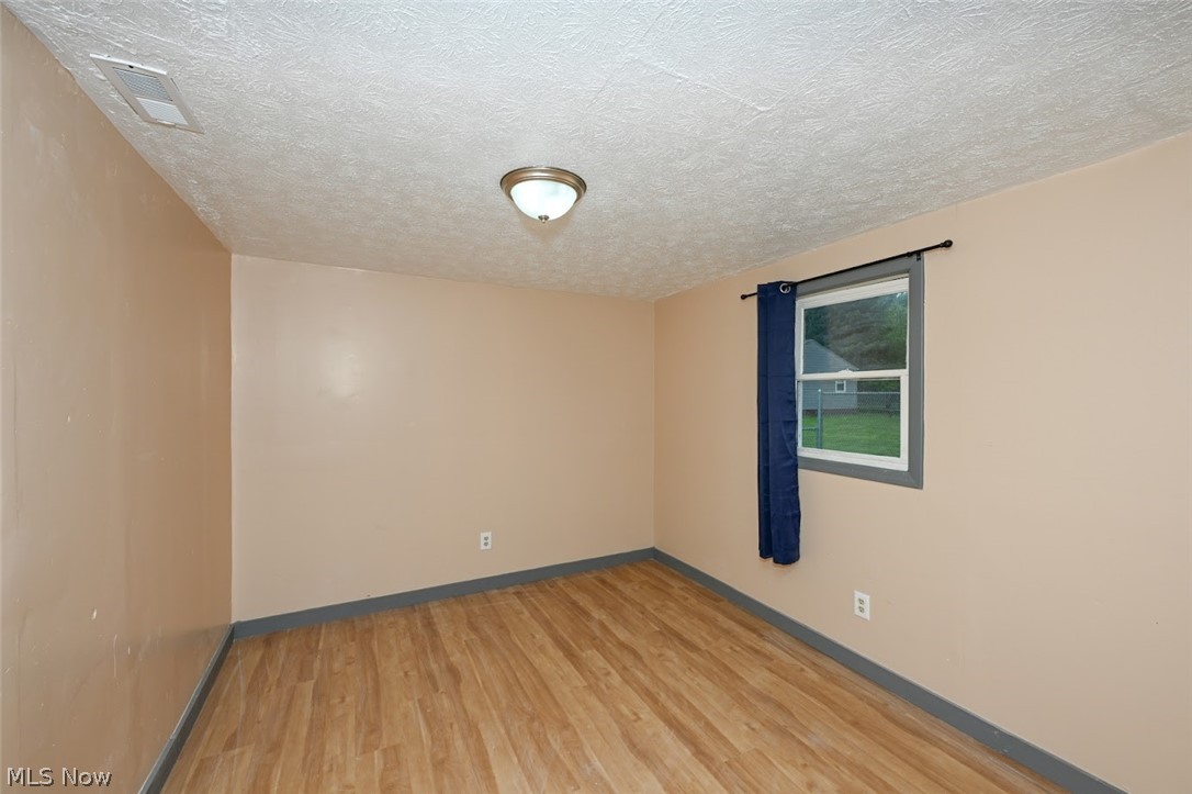 916 Abington Road Akron OH 44312