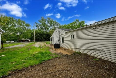 916 Abington Road Akron OH 44312