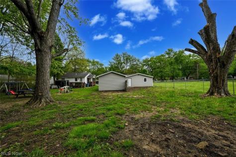 916 Abington Road Akron OH 44312