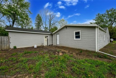 916 Abington Road Akron OH 44312