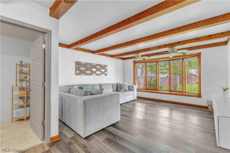 6896 Parma Park Boulevard Parma Heights OH 44130
