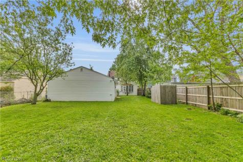 6896 Parma Park Boulevard Parma Heights OH 44130