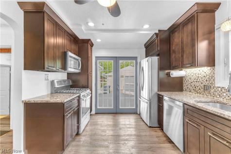 6896 Parma Park Boulevard Parma Heights OH 44130