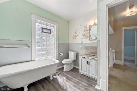 3779 W 34th Street Cleveland OH 44109