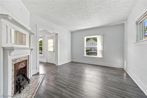 3779 W 34th Street Cleveland OH 44109