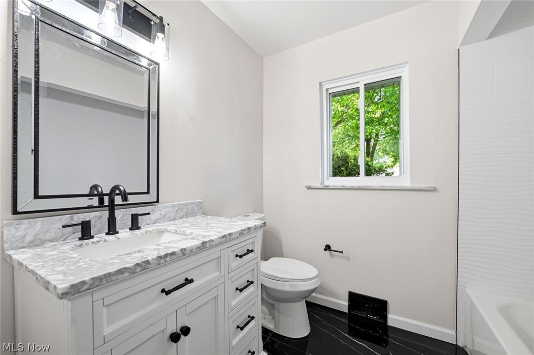 21832 Cottonwood Drive Rocky River OH 44116