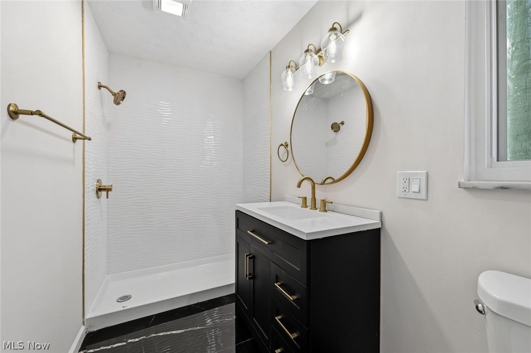 21832 Cottonwood Drive Rocky River OH 44116