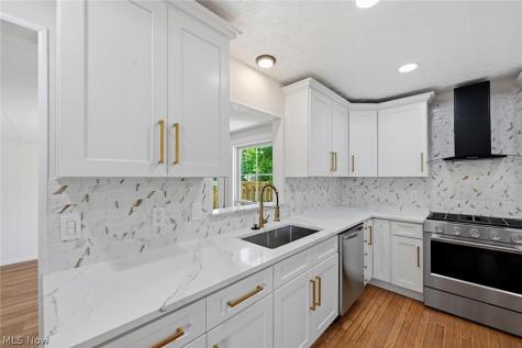 21832 Cottonwood Drive Rocky River OH 44116