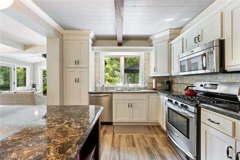 11130 Marlboro Avenue NE Alliance OH 44601