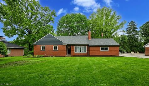 3021 Fulton Drive NW Canton OH 44718