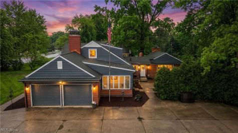 3021 Fulton Drive NW Canton OH 44718