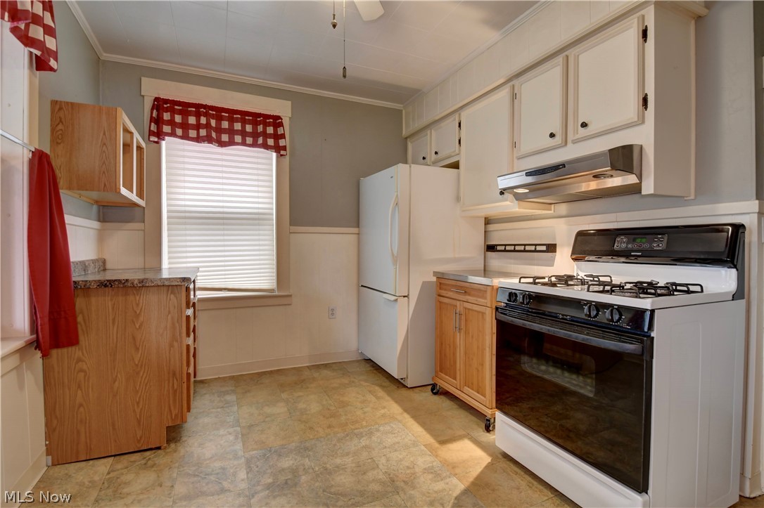 442 Main Street W Beach City OH 44608