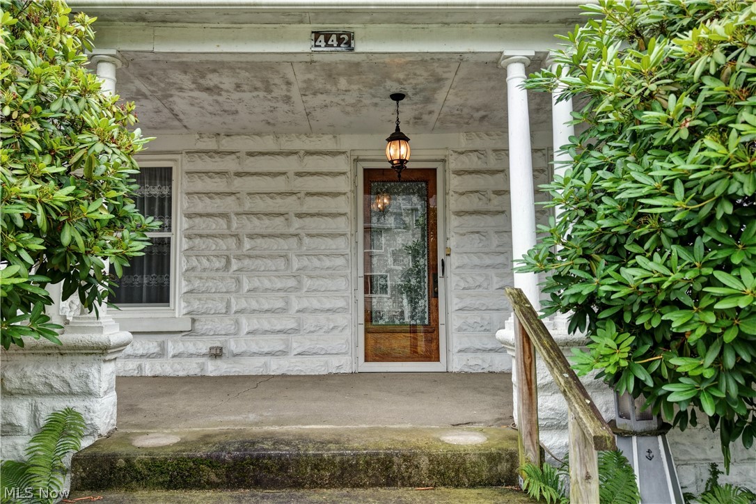 442 Main Street W Beach City OH 44608