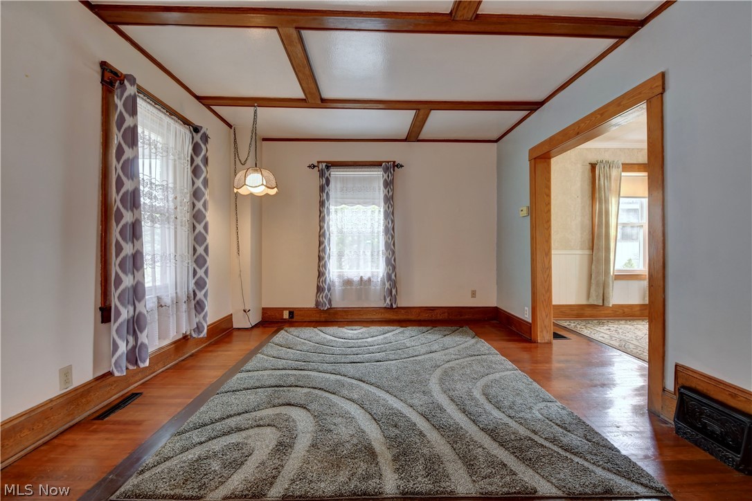 442 Main Street W Beach City OH 44608