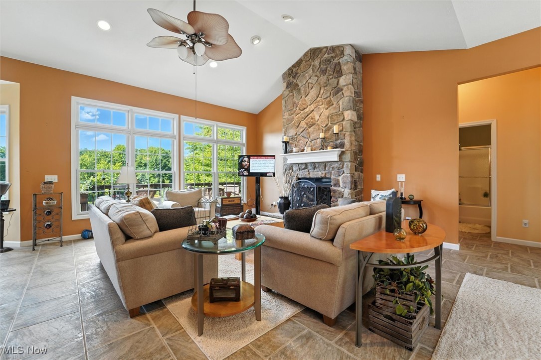 1437 Lake Vue Drive Roaming Shores OH 44085