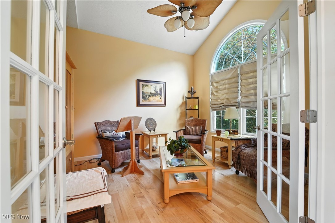 1437 Lake Vue Drive Roaming Shores OH 44085