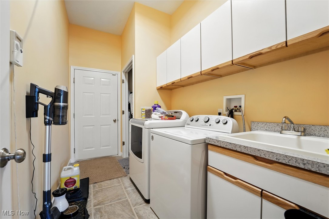 1437 Lake Vue Drive Roaming Shores OH 44085