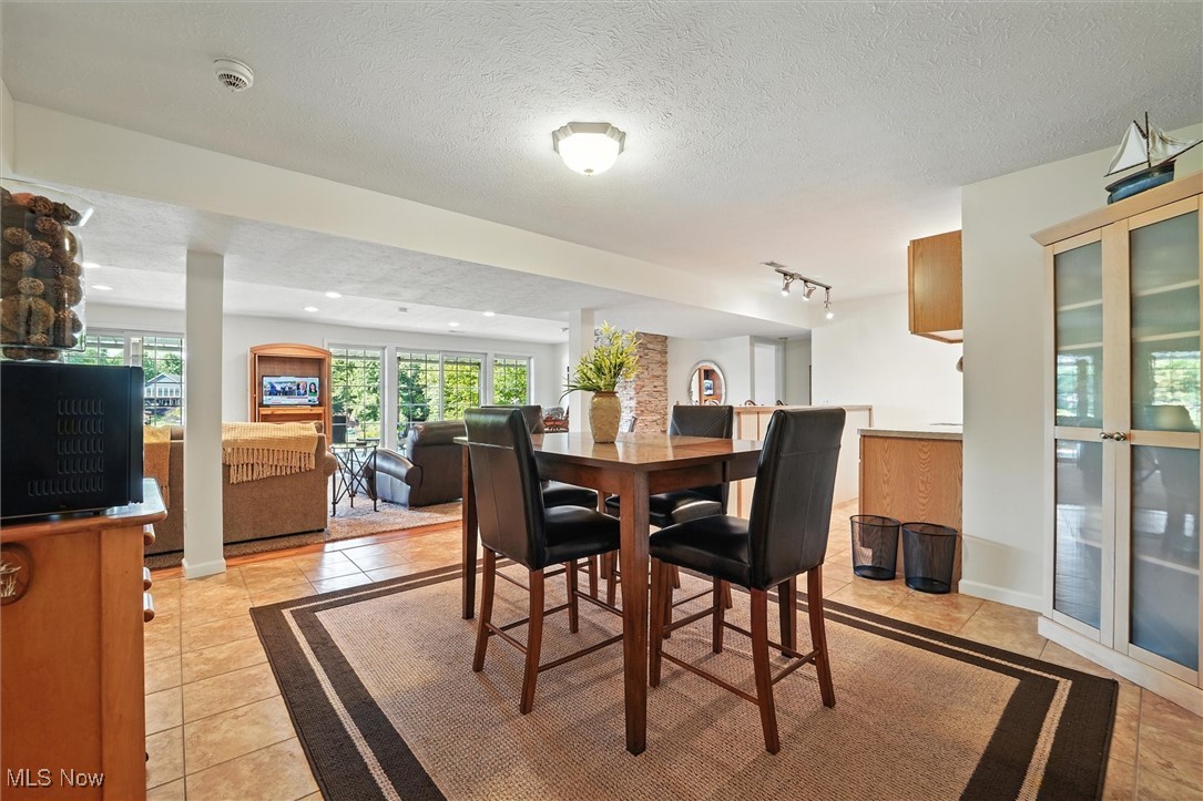 1437 Lake Vue Drive Roaming Shores OH 44085