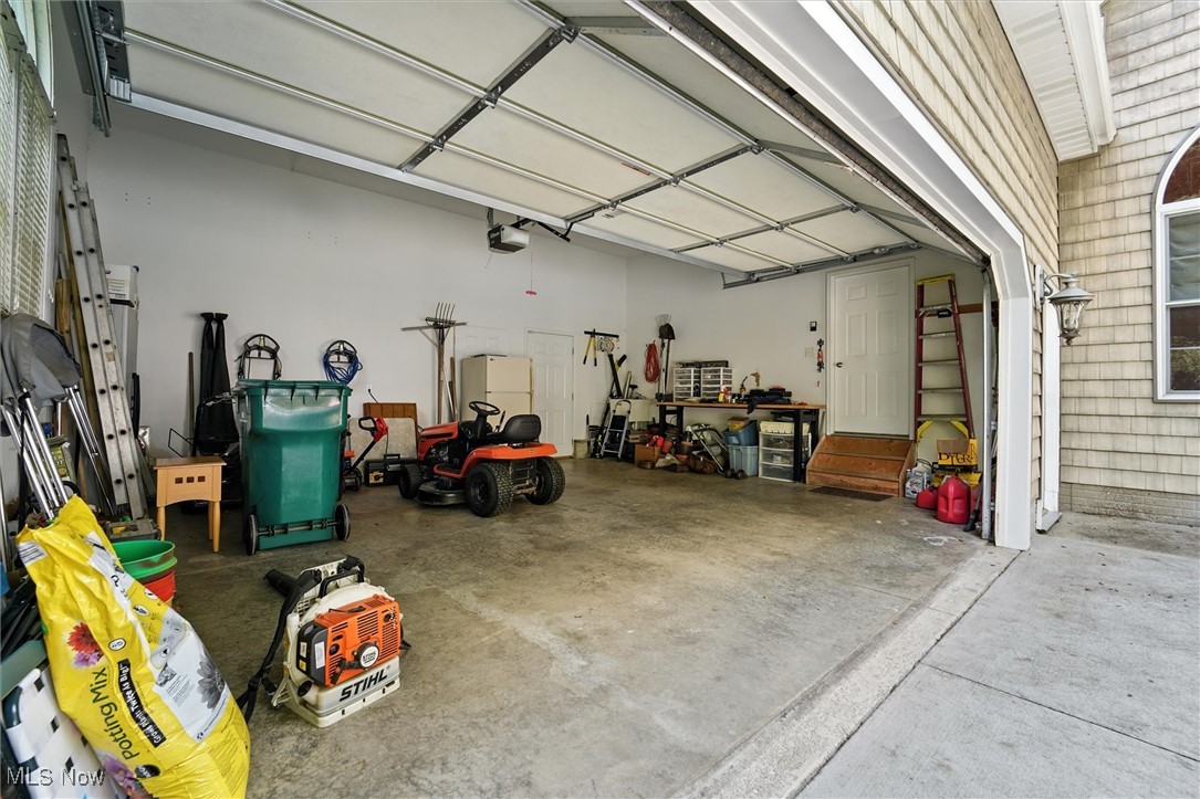 1437 Lake Vue Drive Roaming Shores OH 44085