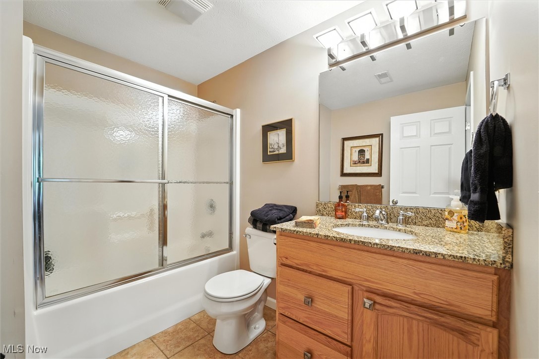 1437 Lake Vue Drive Roaming Shores OH 44085