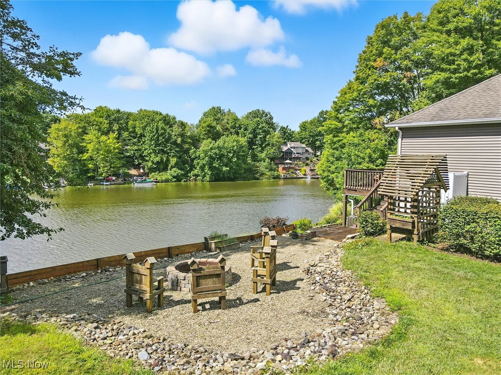 1437 Lake Vue Drive Roaming Shores OH 44085