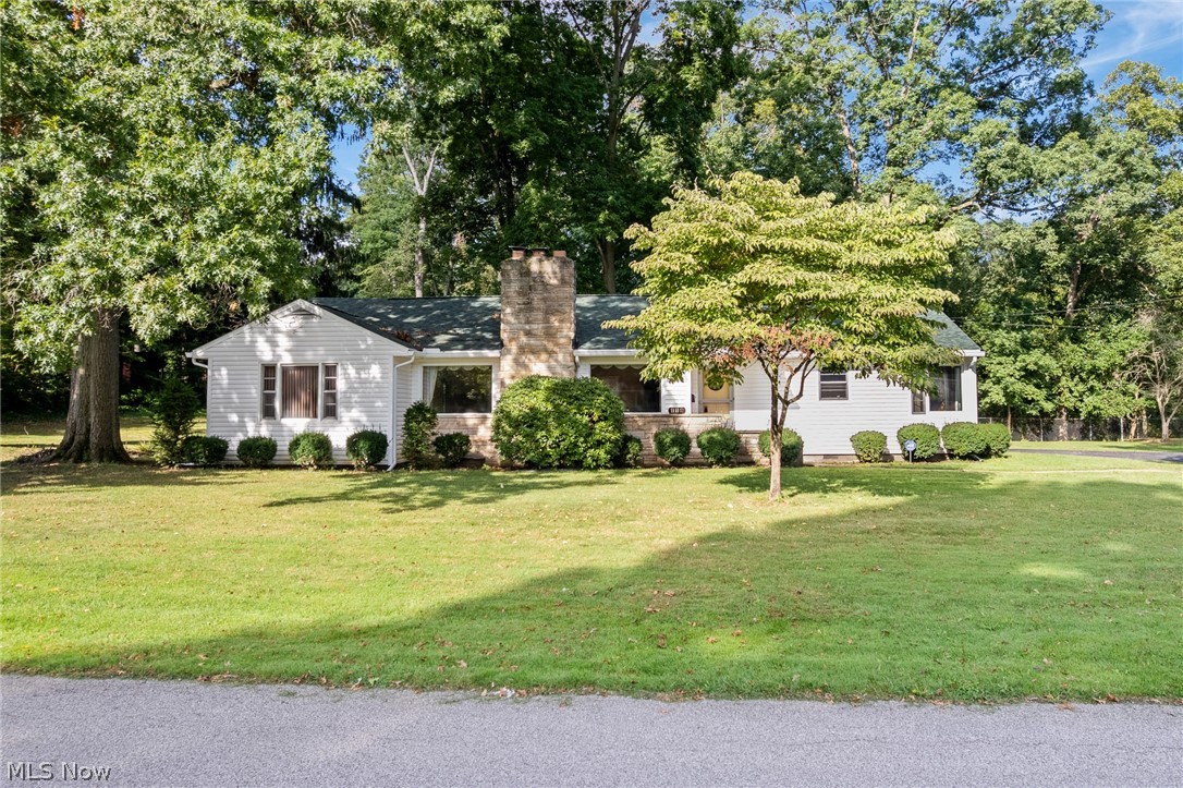 114 7th Street NE Barberton OH 44203