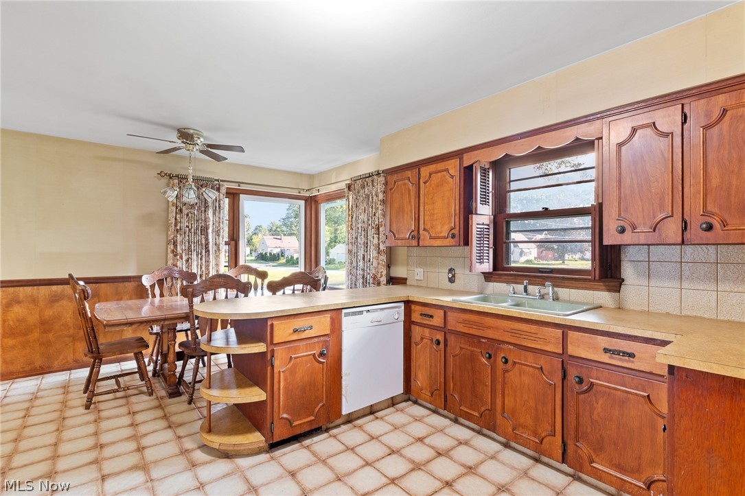 114 7th Street NE Barberton OH 44203