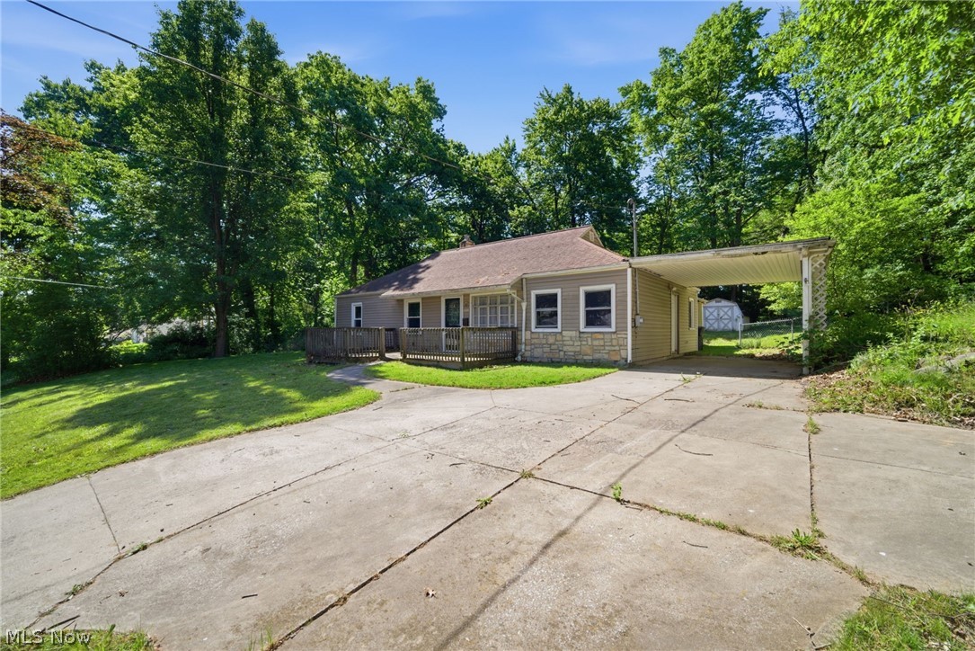 2670 Robindale Avenue Akron OH 44312