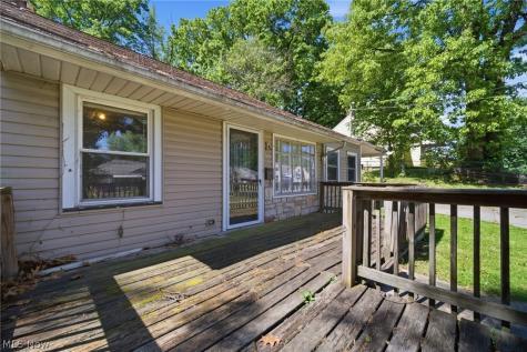 2670 Robindale Avenue Akron OH 44312