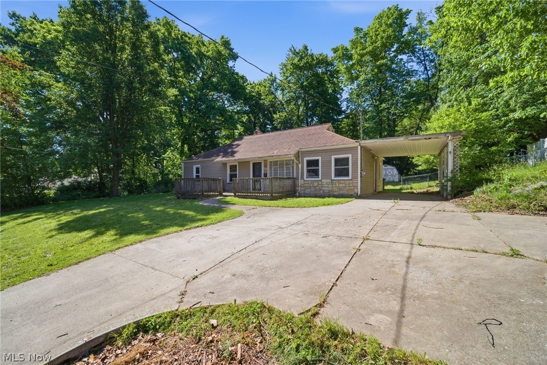 2670 Robindale Avenue Akron OH 44312