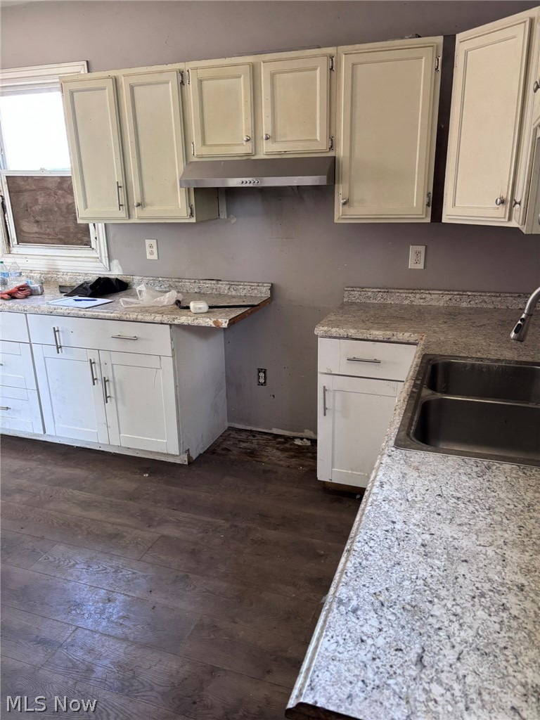 3587 W 67th Street Cleveland OH 44102