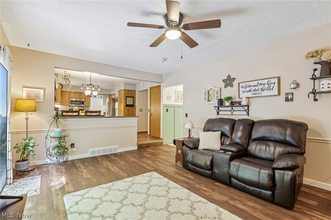 4525 Wood Thrush Drive Parma OH 44134