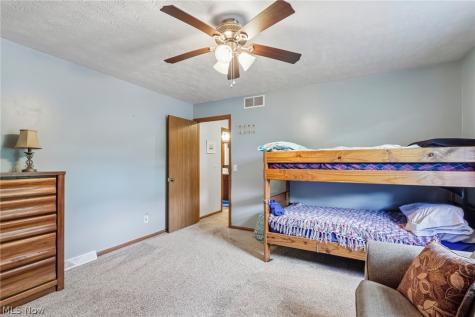 4525 Wood Thrush Drive Parma OH 44134