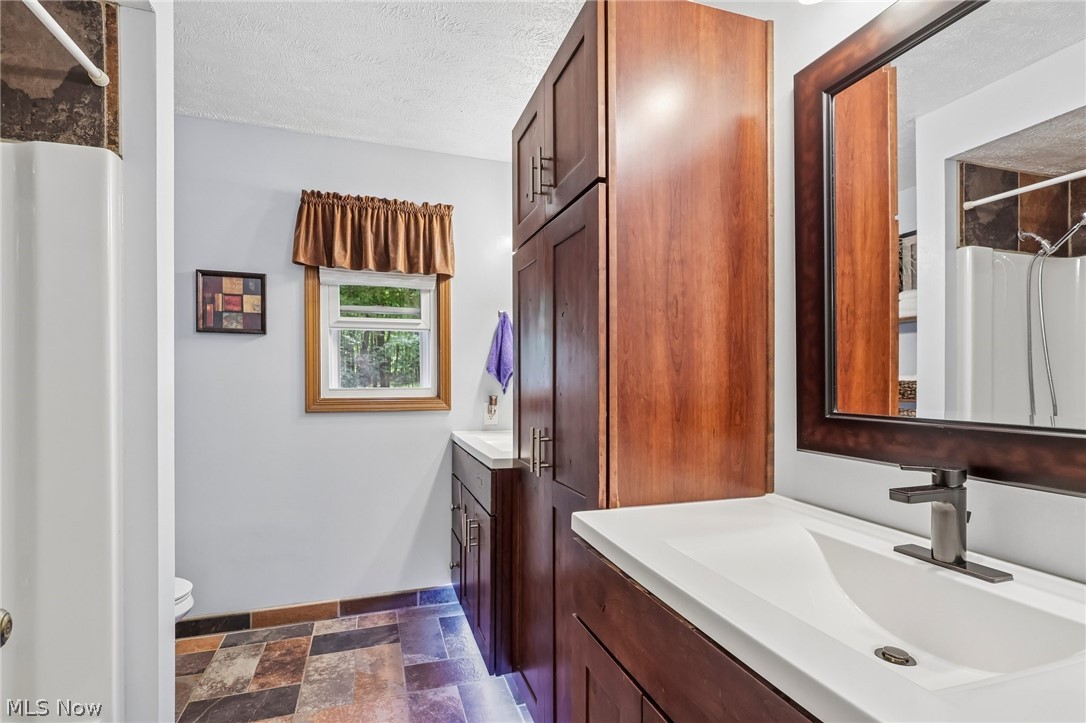 4525 Wood Thrush Drive Parma OH 44134