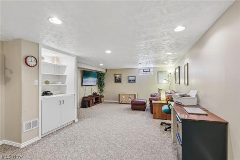 4525 Wood Thrush Drive Parma OH 44134