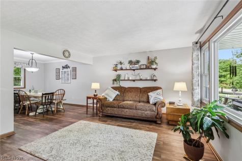 4525 Wood Thrush Drive Parma OH 44134