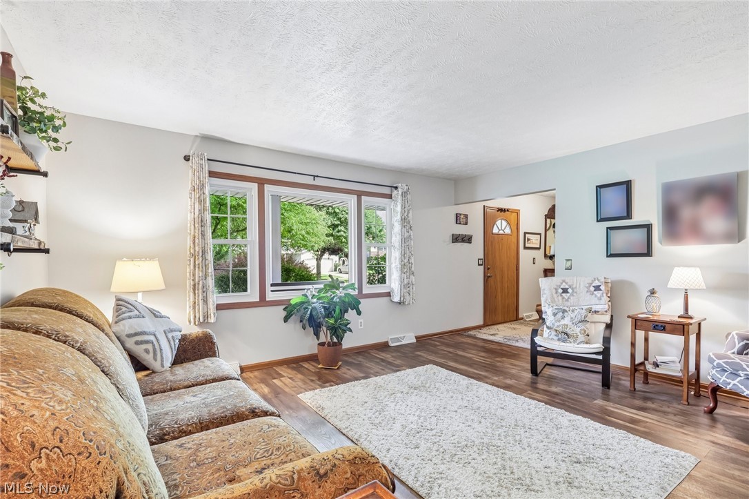 4525 Wood Thrush Drive Parma OH 44134