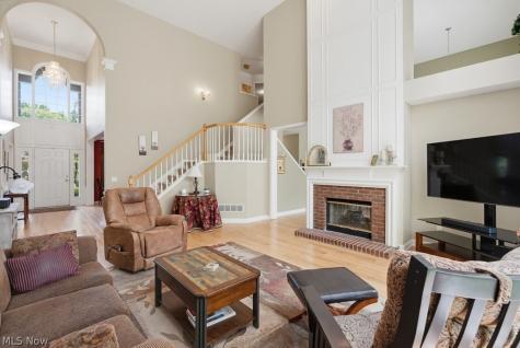 9615 Windsor Way Twinsburg OH 44087