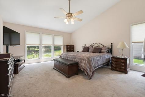 9615 Windsor Way Twinsburg OH 44087
