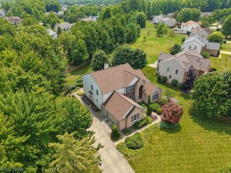 9615 Windsor Way Twinsburg OH 44087