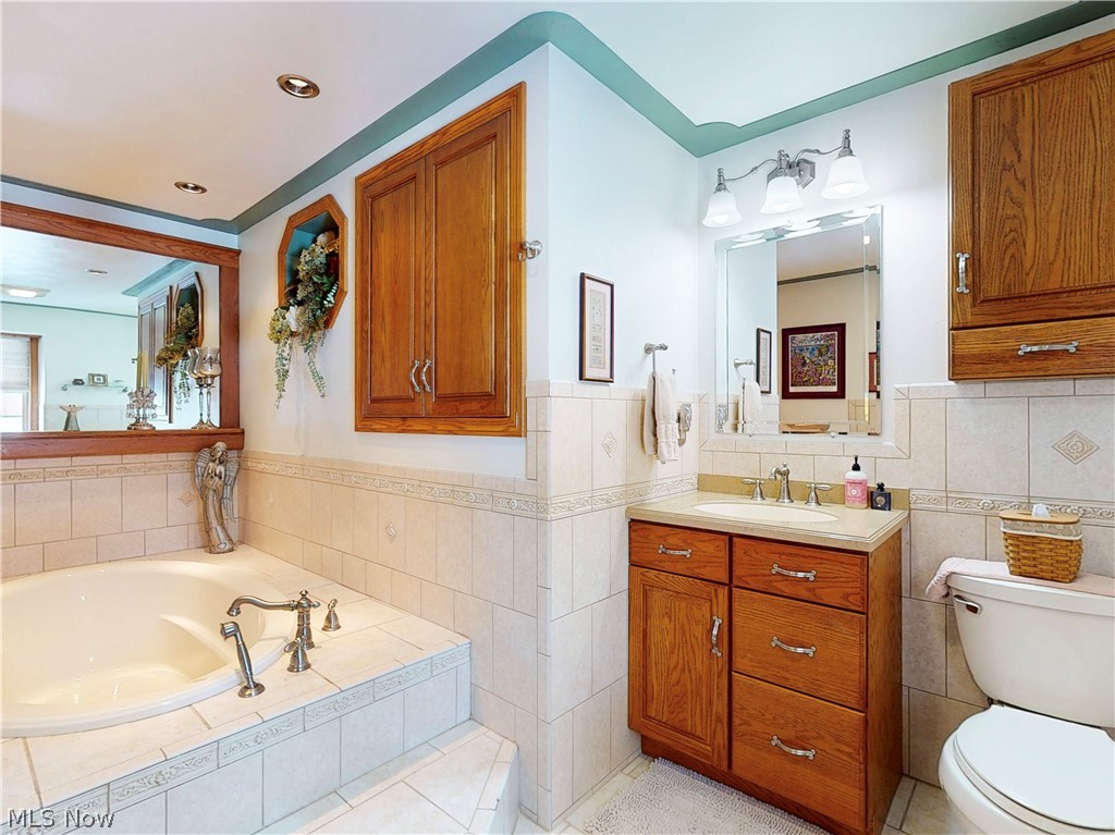 4804 White Oaks Drive Steubenville OH 43953