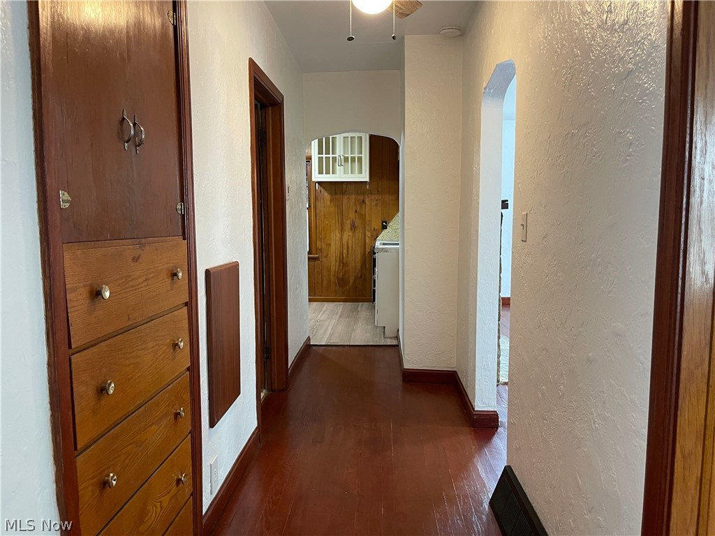 810 Highland Boulevard Coshocton OH 43812