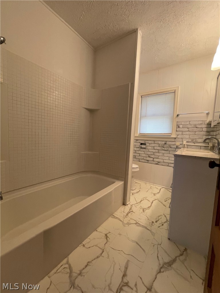 810 Highland Boulevard Coshocton OH 43812