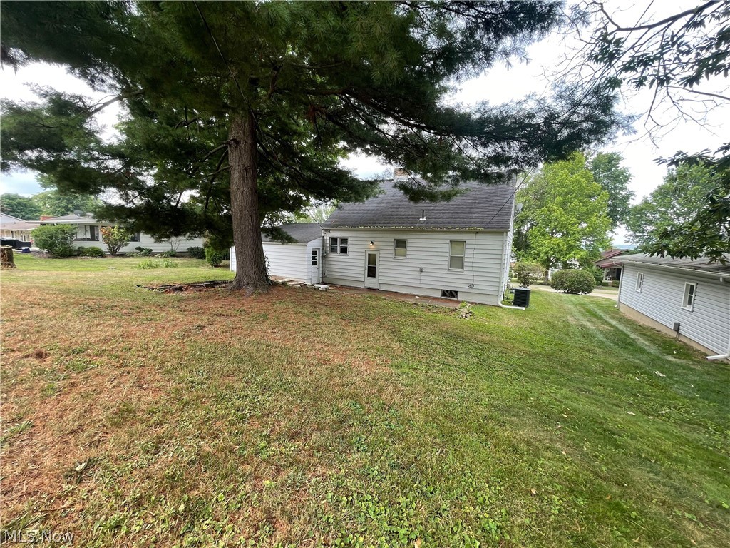 810 Highland Boulevard Coshocton OH 43812