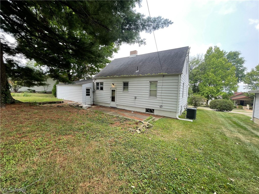 810 Highland Boulevard Coshocton OH 43812