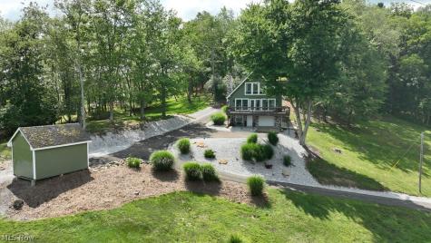 35 Niagara Trail Malvern OH 44644