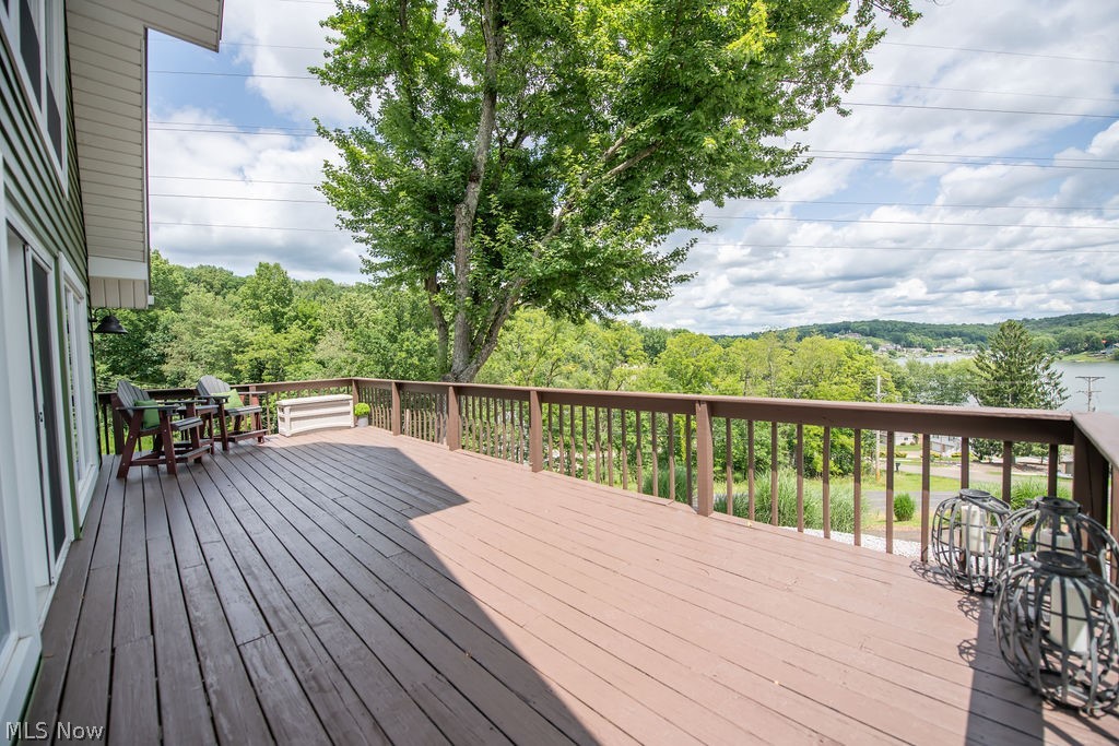 35 Niagara Trail Malvern OH 44644