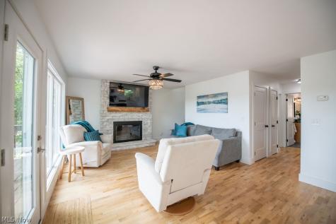 35 Niagara Trail Malvern OH 44644