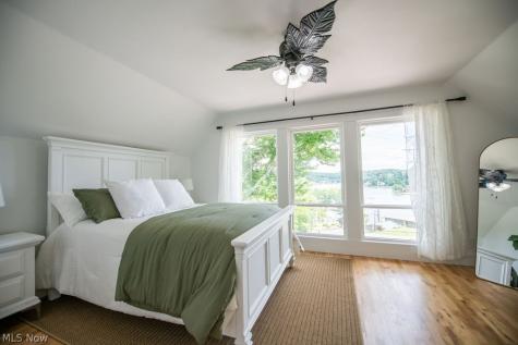 35 Niagara Trail Malvern OH 44644